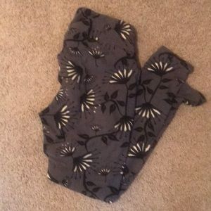 TC Lularoe leggings